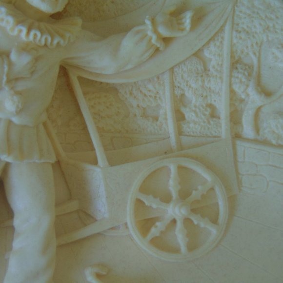 I Pagliacci Bradford Exchange Alabaster Plate - Picture 4 of 16